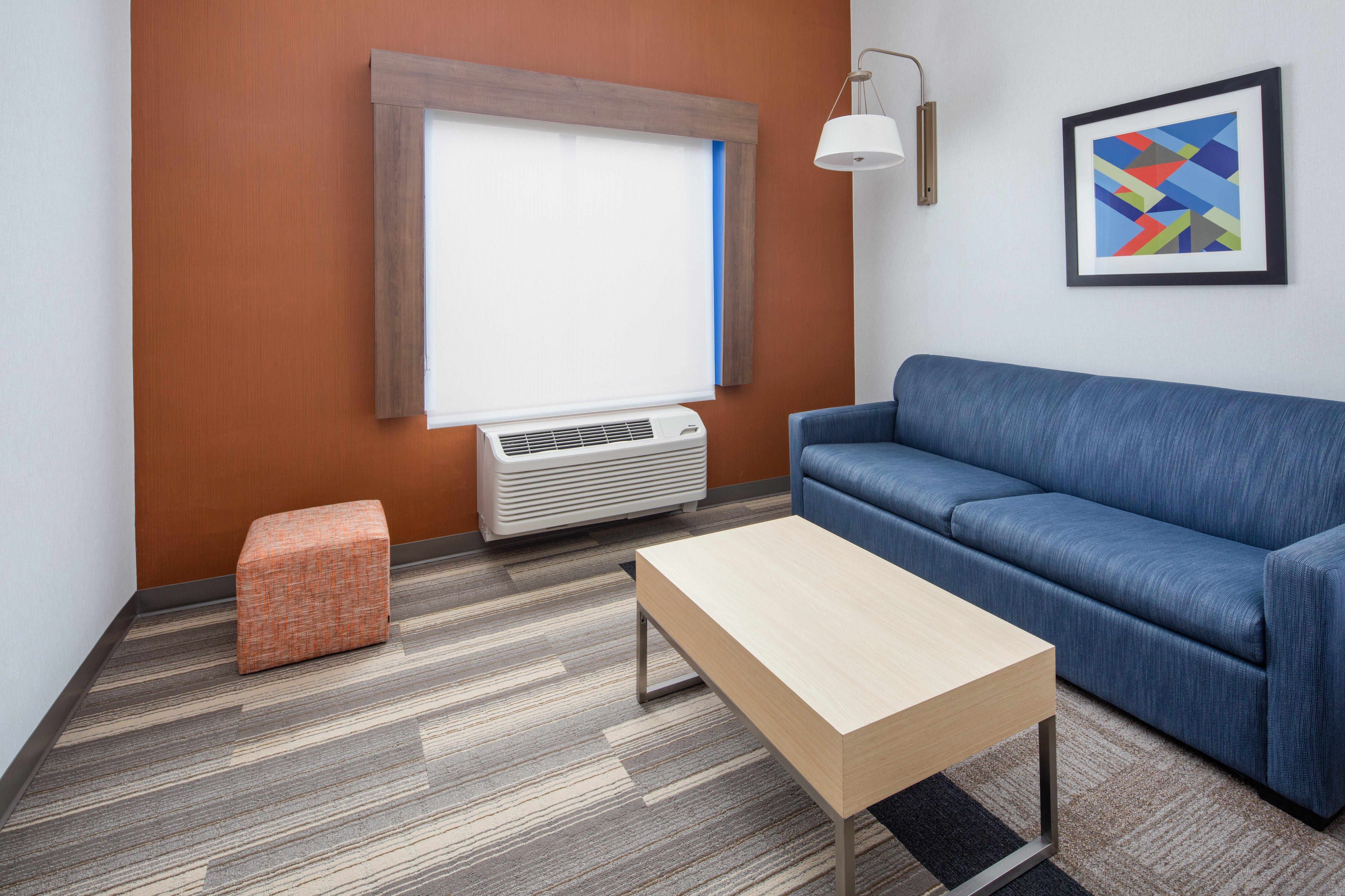 Holiday Inn Express Ontario By Ihg Creekside Esterno foto