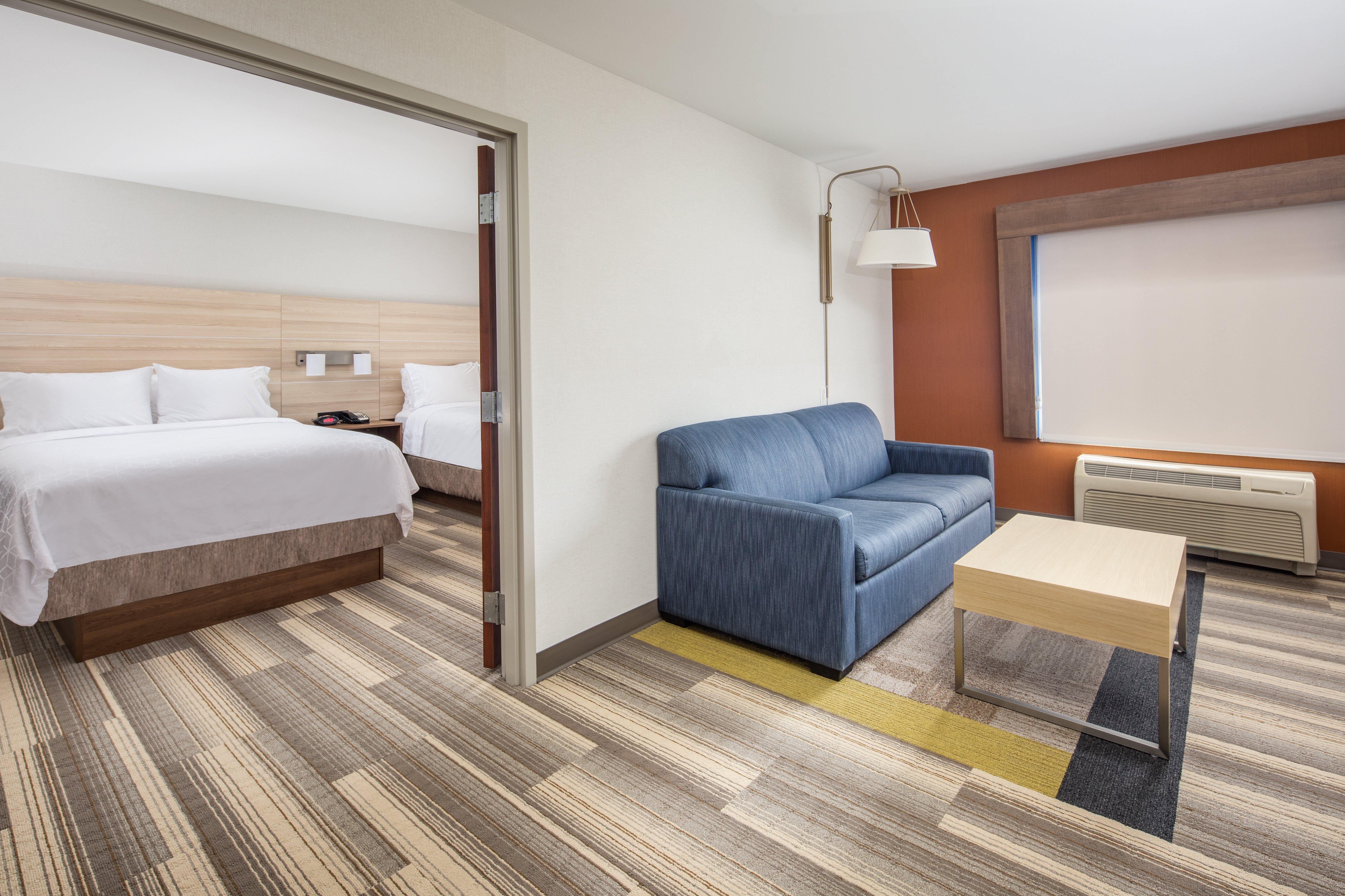 Holiday Inn Express Ontario By Ihg Creekside Esterno foto