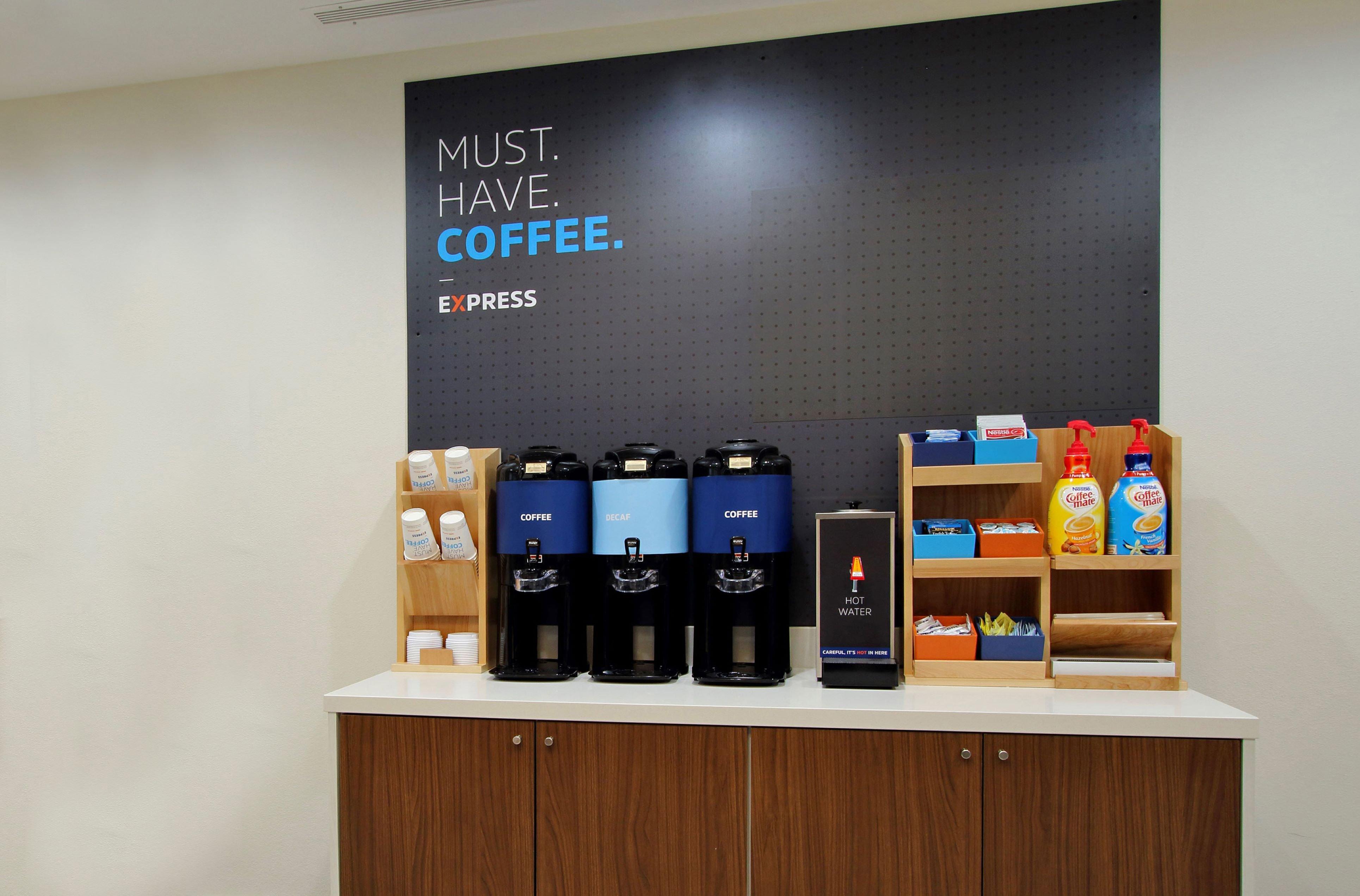 Holiday Inn Express Ontario By Ihg Creekside Esterno foto