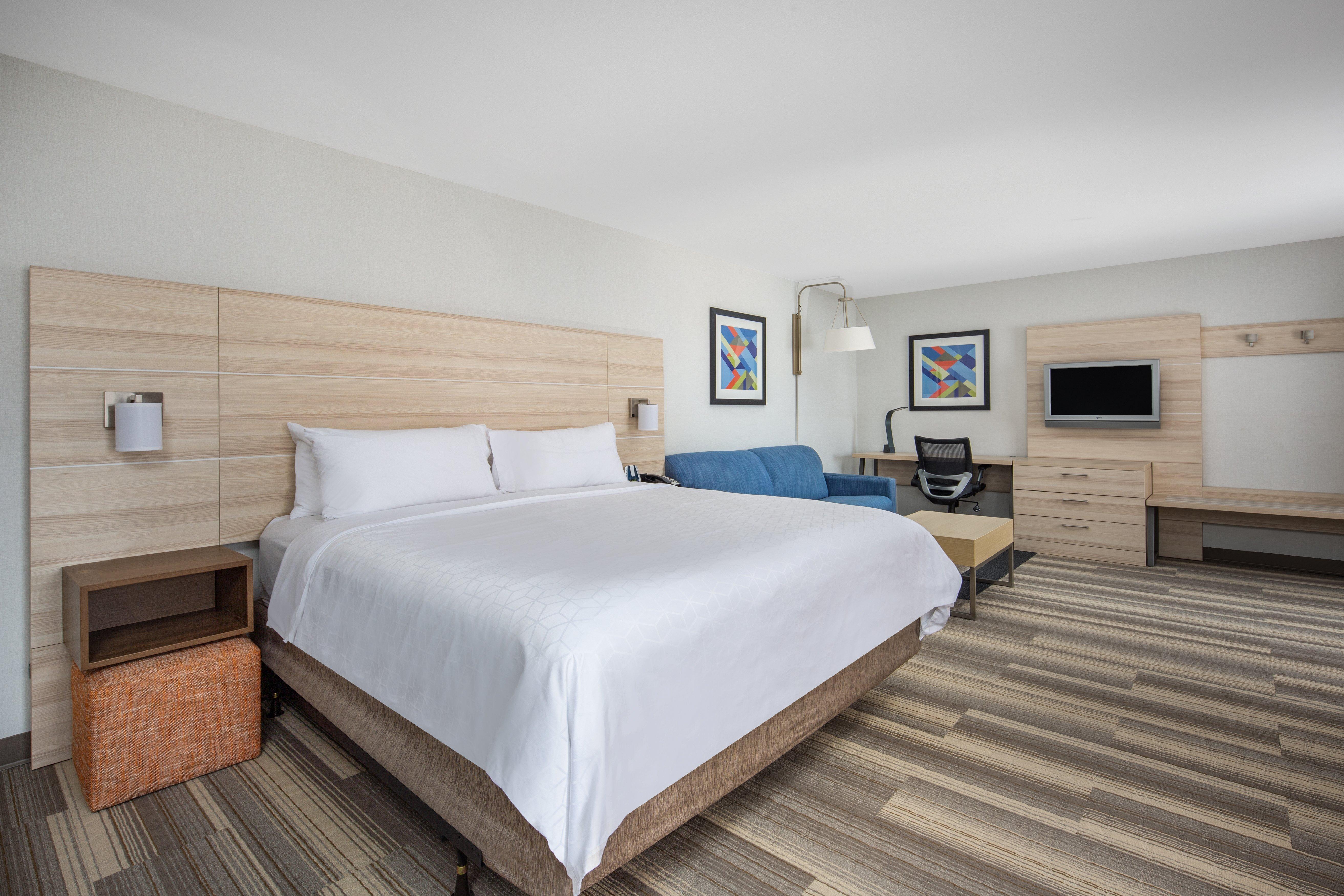 Holiday Inn Express Ontario By Ihg Creekside Esterno foto