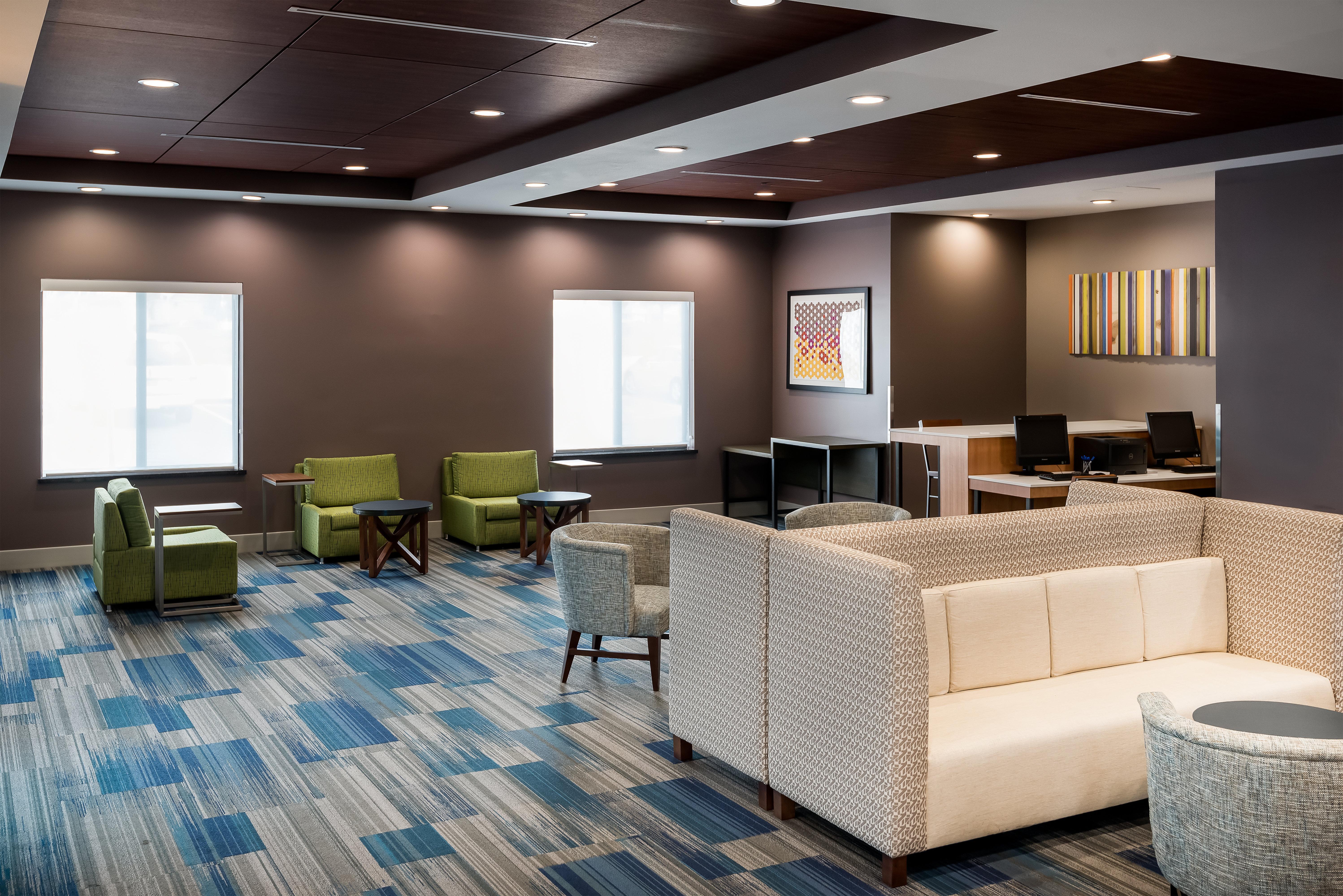 Holiday Inn Express Ontario By Ihg Creekside Esterno foto