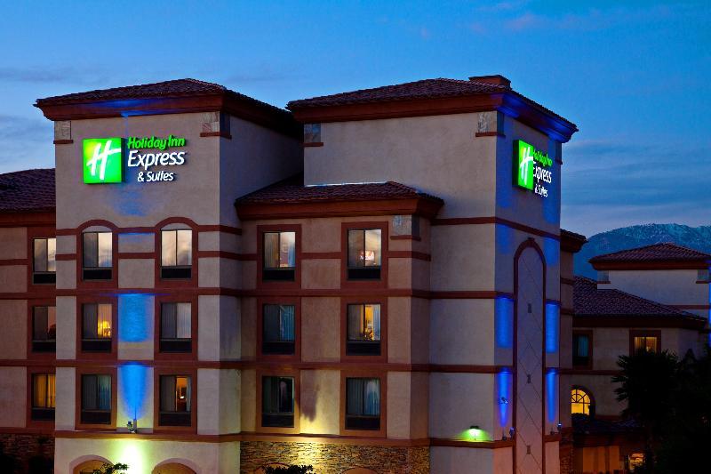Holiday Inn Express Ontario By Ihg Creekside Esterno foto