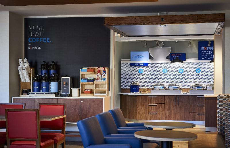 Holiday Inn Express Ontario By Ihg Creekside Esterno foto